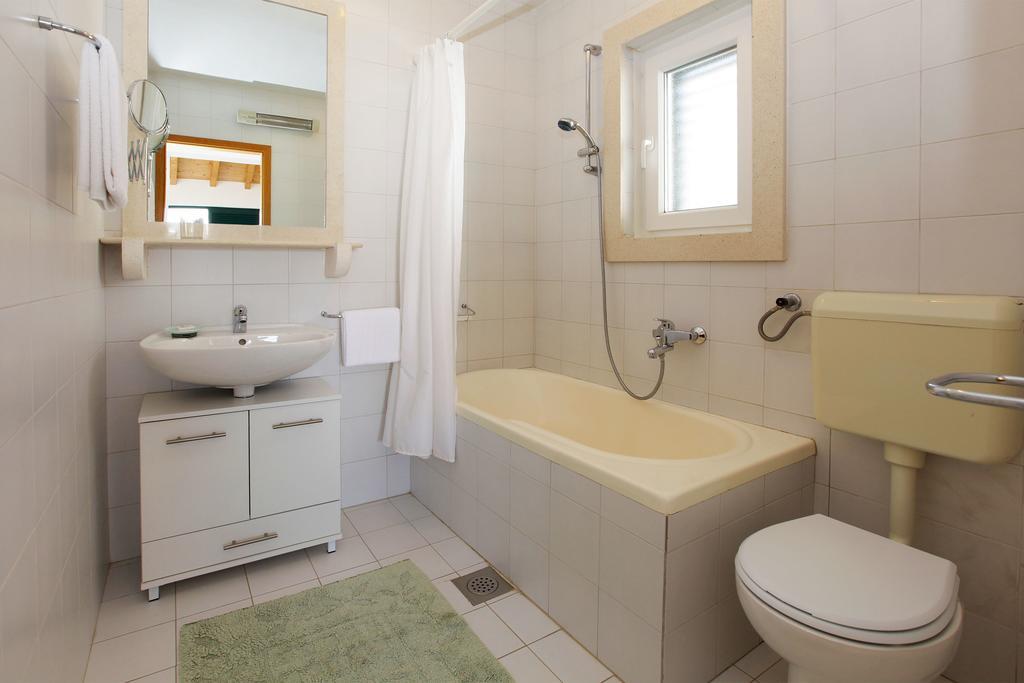 Apartments Mel Μπολ Δωμάτιο φωτογραφία